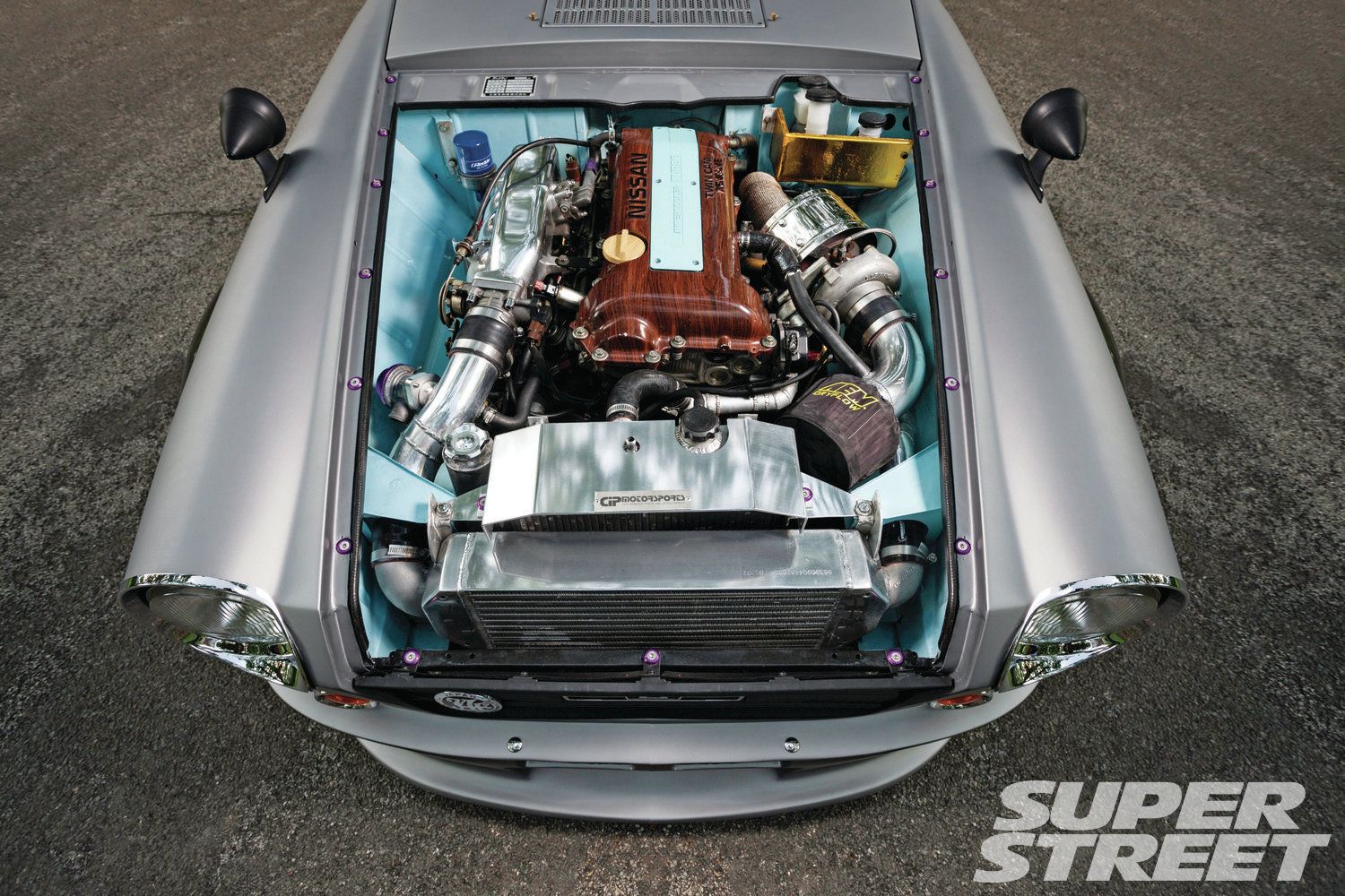 1968-datsun-roadster-2000-painted-engine-bay